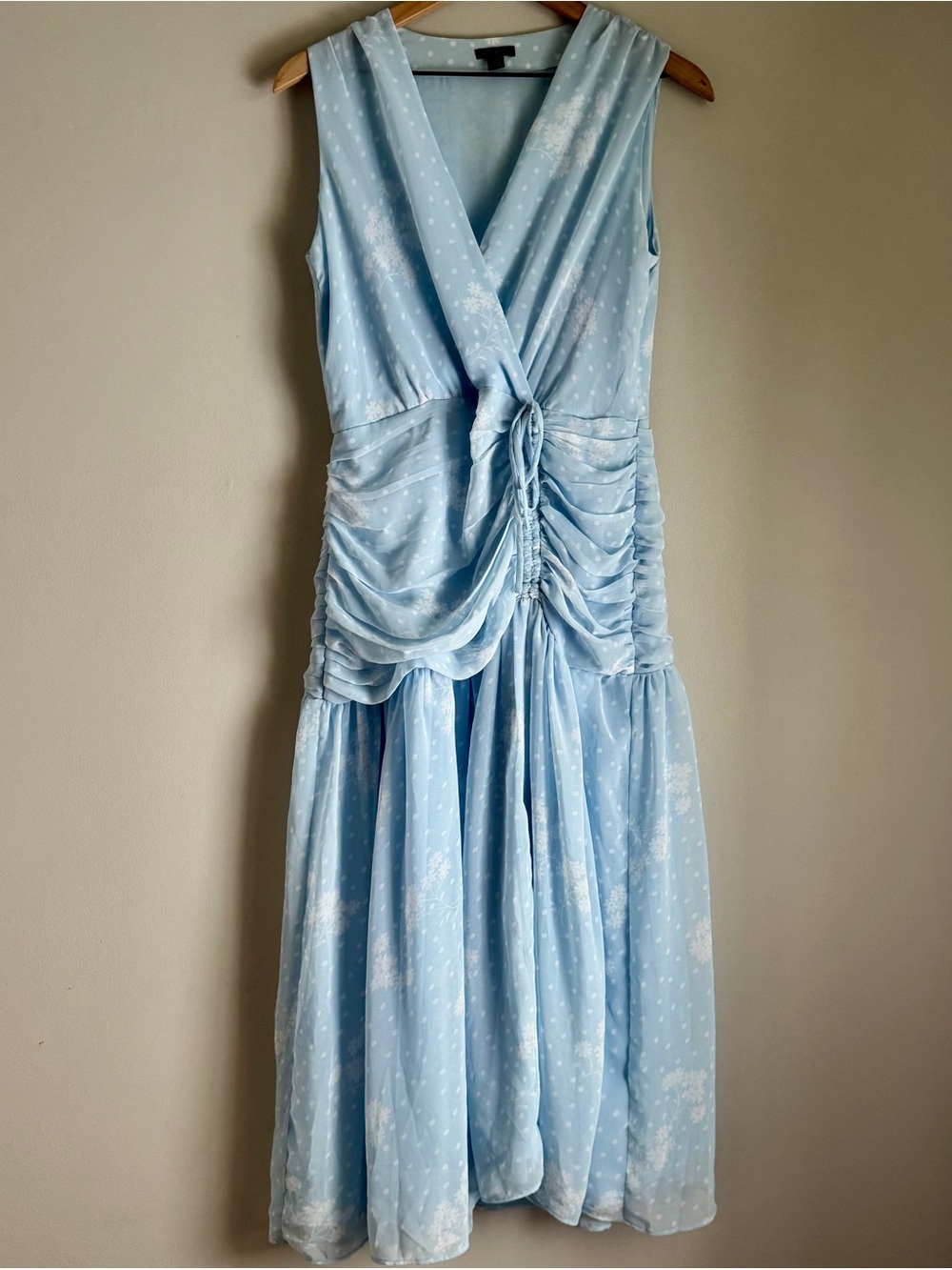 Ann Taylor Light Blue Floral Drop Waist Sleeveless V-Neck Midi Dress Size 4 - Picture 2 of 9